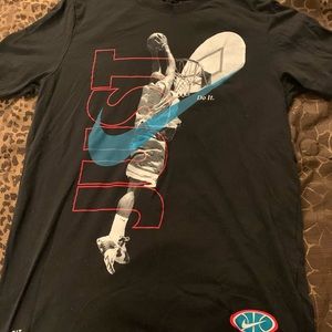 Men’s Nike T Shirt